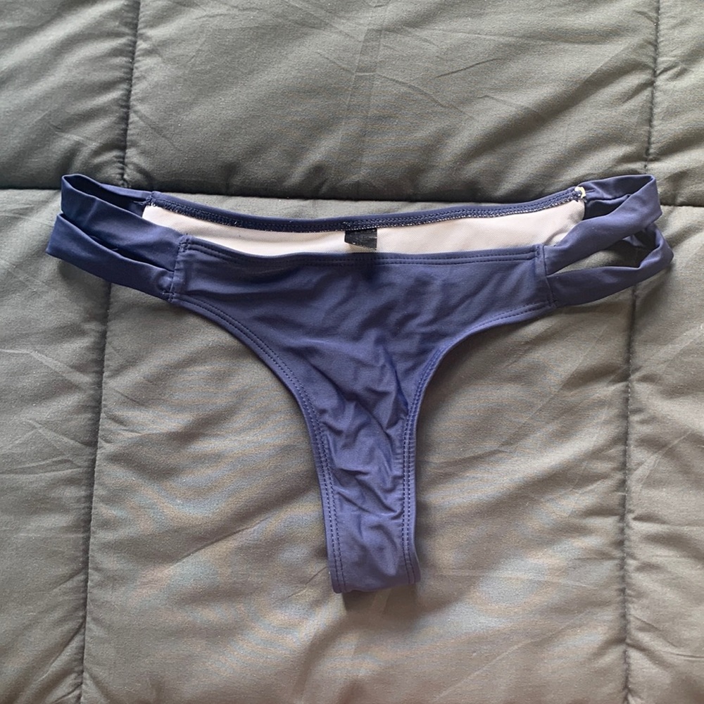 Boutine LA Malibu Dual Strap Bottom II